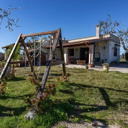 Giulia Apartman Cocumola